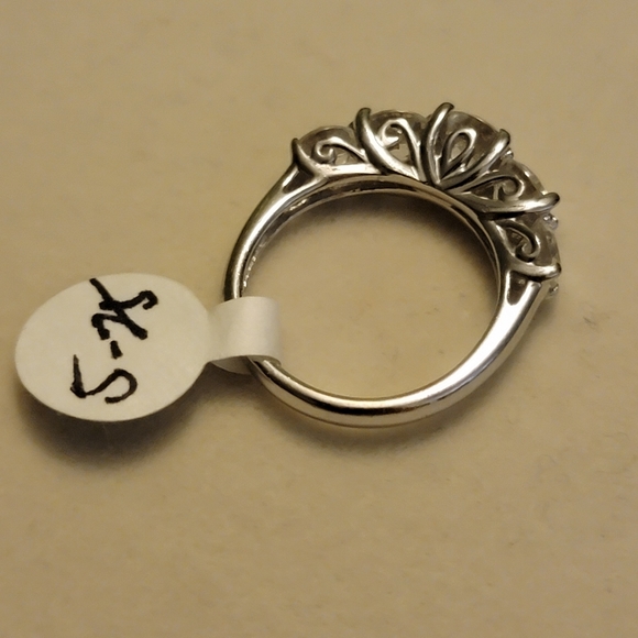 Sterling silver 925 cz size 5.25 - Picture 2 of 3